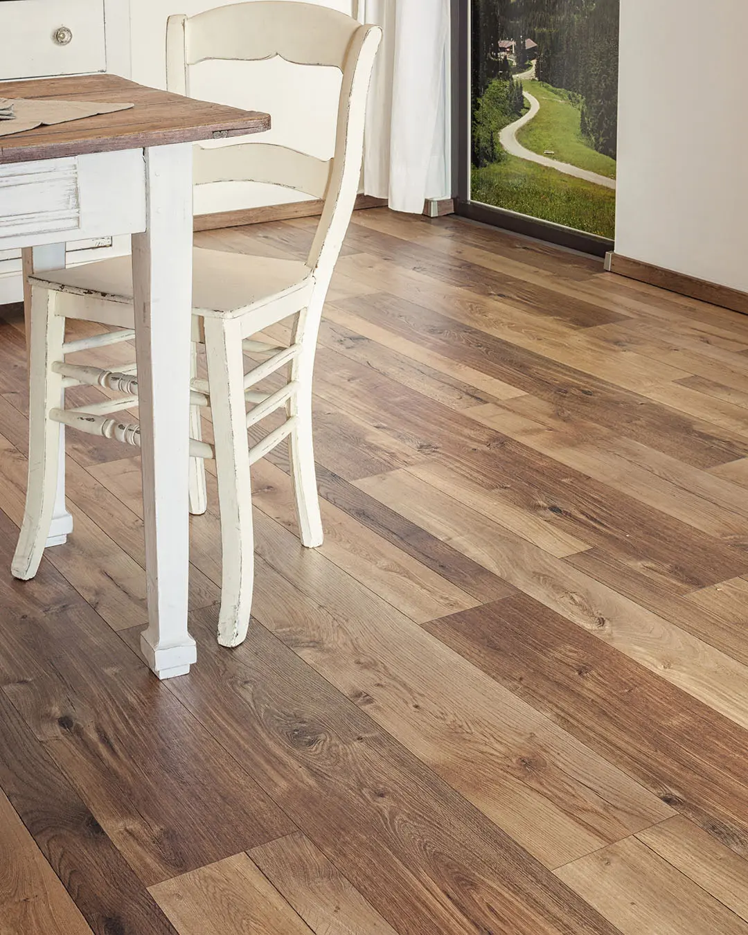 Piso Flotante Melamínico Farco Elegance 8mm Biselado Textura Natural (2,41m2 x caja) - Image 4
