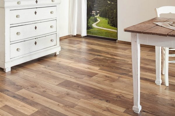 Piso Flotante Melamínico Farco Elegance 8mm Biselado Textura Natural (2,41m2 x caja) - Image 11
