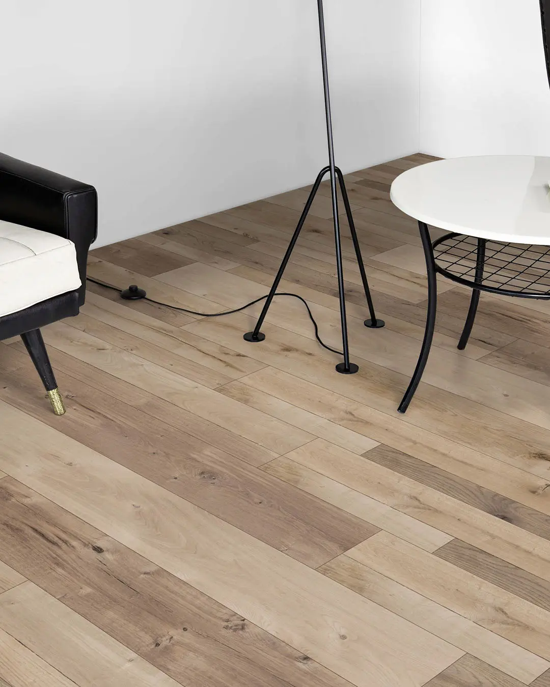 Piso Flotante Melamínico Farco Trend 8mm Biselado Textura Natural (2,41m2 x caja)