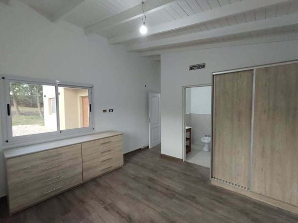 Piso Porcelanico Gres Aviñon Walnut 16x100cm (1,13m2 x caja) - Image 3