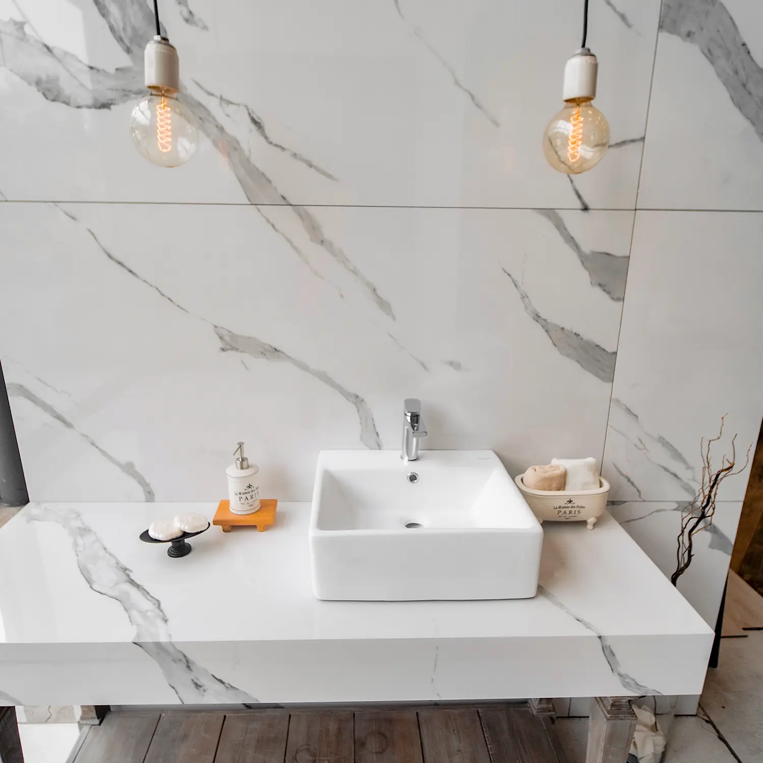 Piso Porcelanato UC Calacata White 80x160cm (3,8m2 x caja)