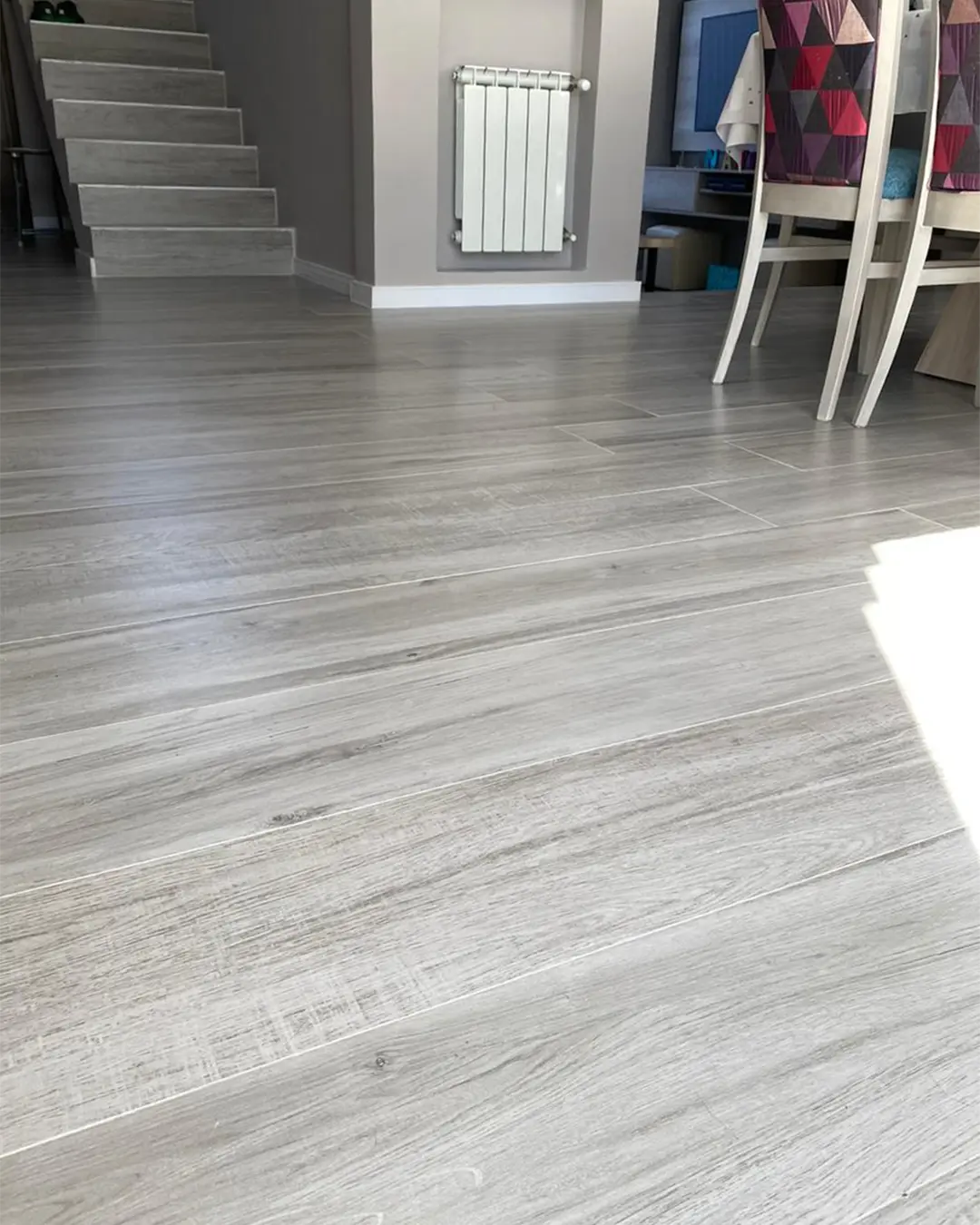 Piso Porcelanato UC Madero Gris 22x160cm (2,11m2 x caja) - Image 3