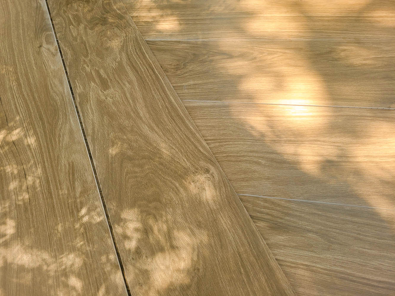 Piso Porcelanato UC Sparkle Canela 22x160cm (2,11m2 x caja) - Image 2