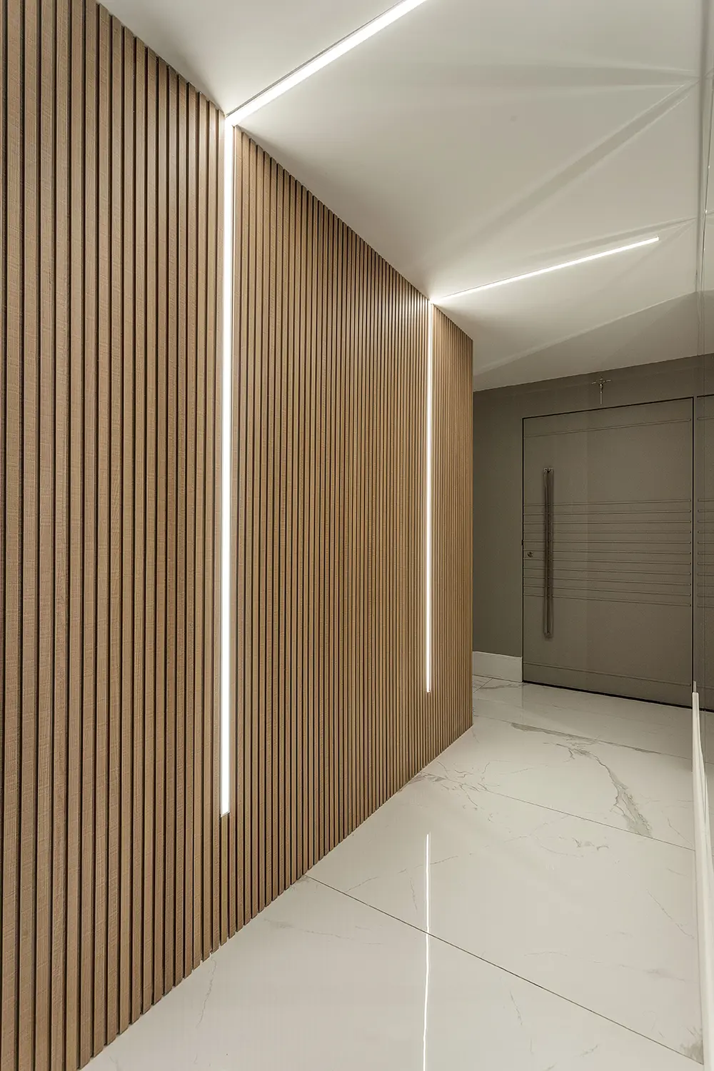 Novel Wall Panel Teka con luces LED