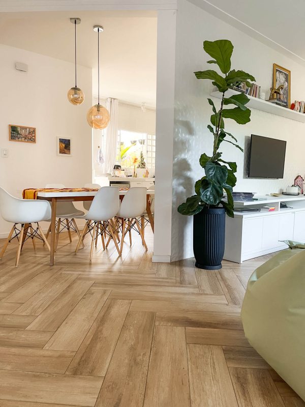 Piso Porcelanico Gres Plátano Miel 19x90cm (1,54m2 x caja) - Image 6