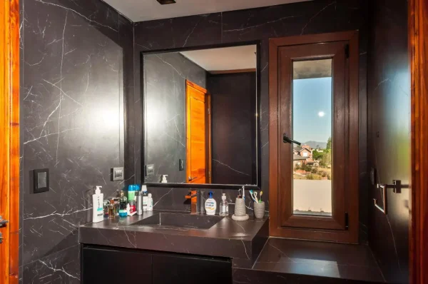 Piso Porcelanato UC Negro Marquina Satinado 80x160cm (3,72m2 x caja) - Image 2